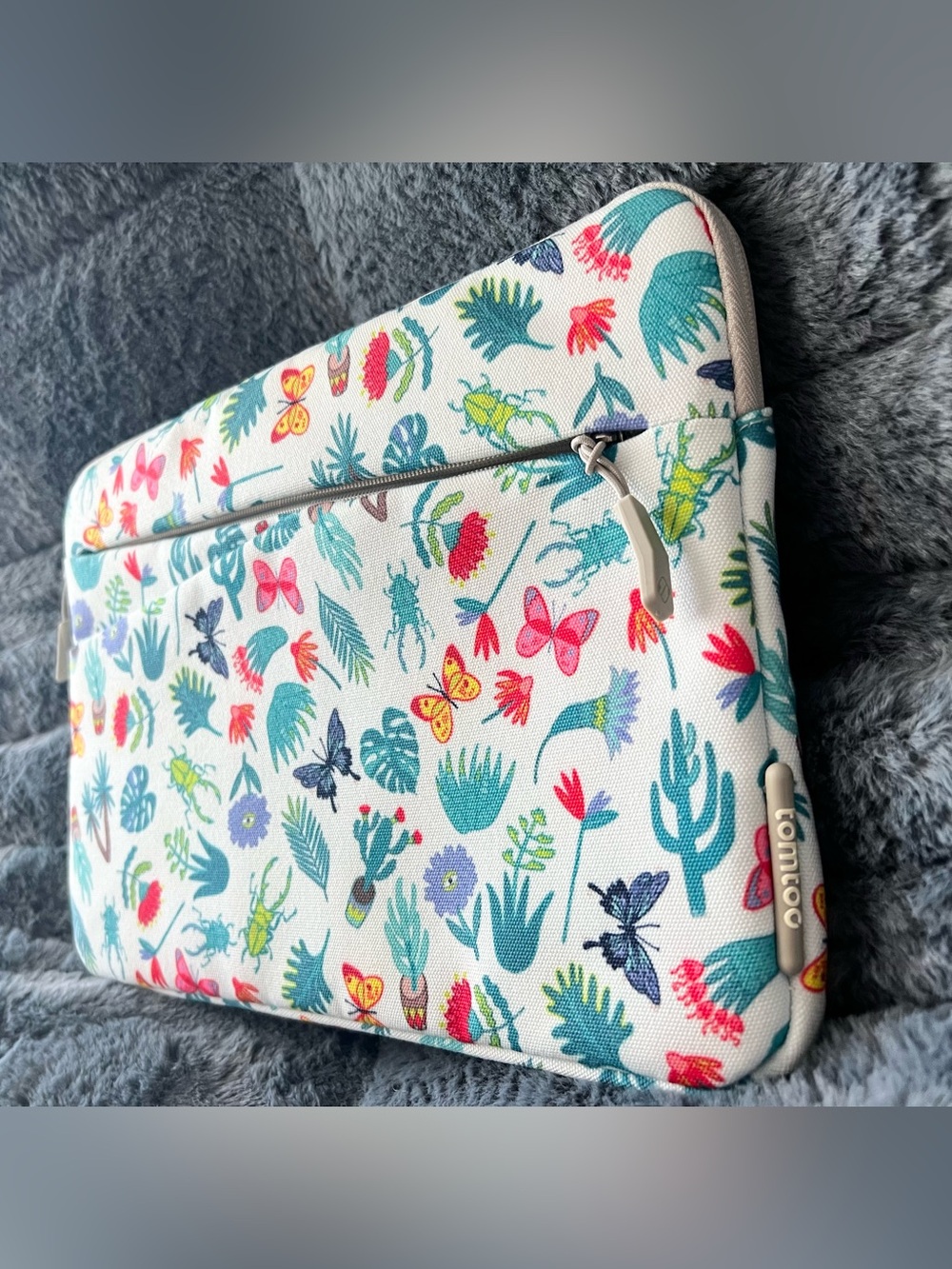Tomtoc Canvas Tablet Sleeve Bag 8” - Picture 3 of 7